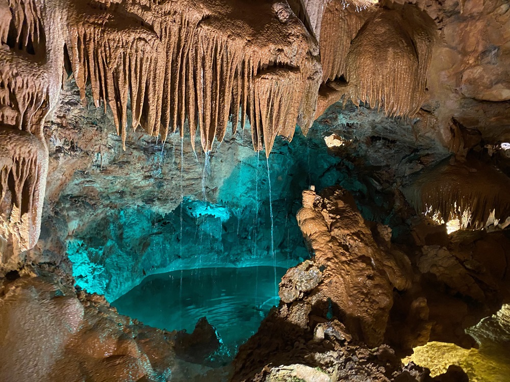 Grutas de Mira Aire - 5 sentidos com vinho e aperitivos - Exclusividade Portugal Experiment